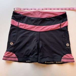 Lulu lemon pink and black padded cycle bike shorts